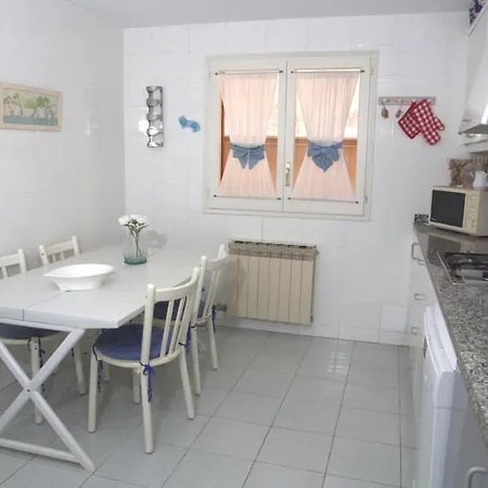 Lloguer30 Margaret's Family House With Pool And Parquing בית נופש *