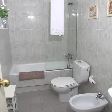 בית נופש Lloguer30 Margaret's Family House With Pool And Parquing