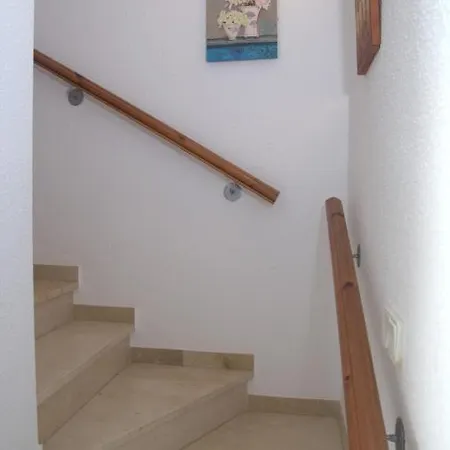 Holiday home Lloguer30 Margaret's Family House With Pool And Parquing *